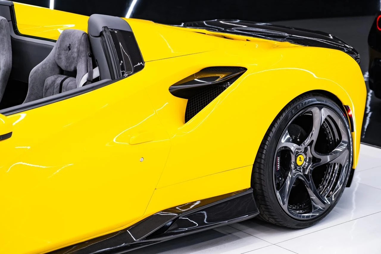 2021 Ferrari F8 Spider, 15/20