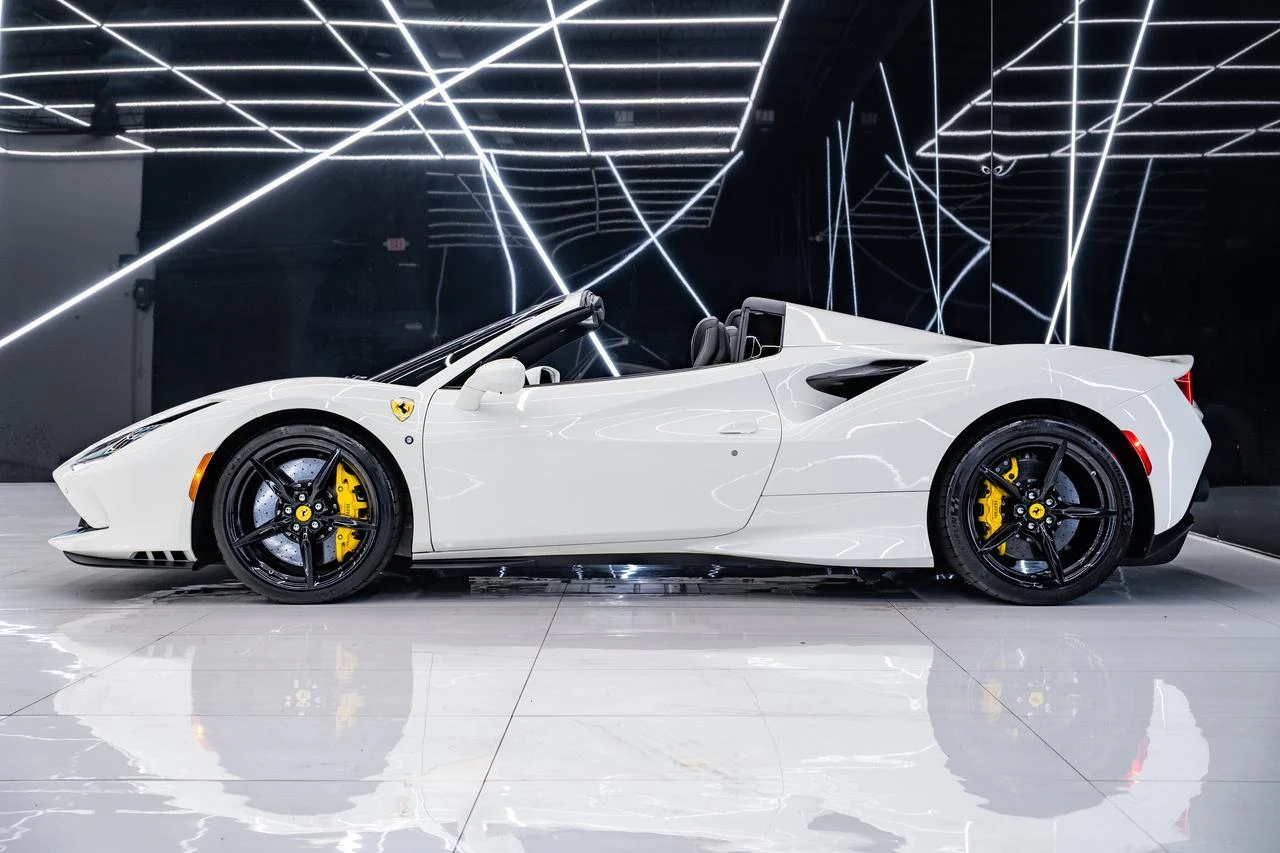 2022 Ferrari F8 Spider, 10/20