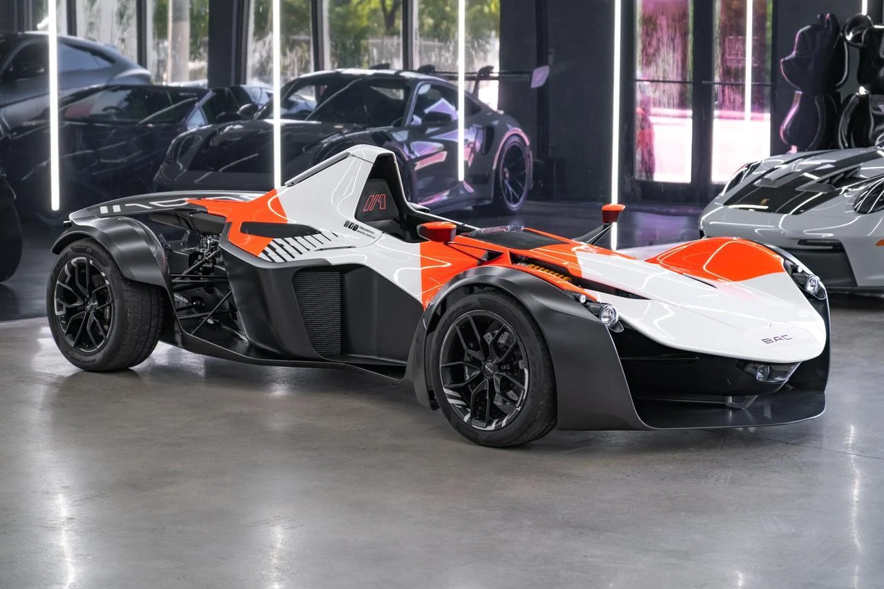 BAC Mono · white / red · Limited Spec Automotive