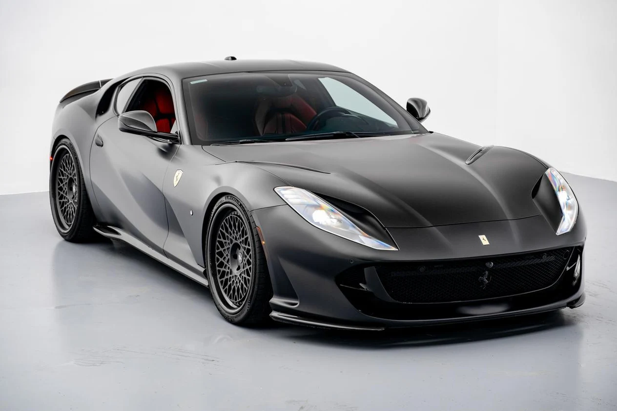 2018 Ferrari 812 Superfast, 2/20