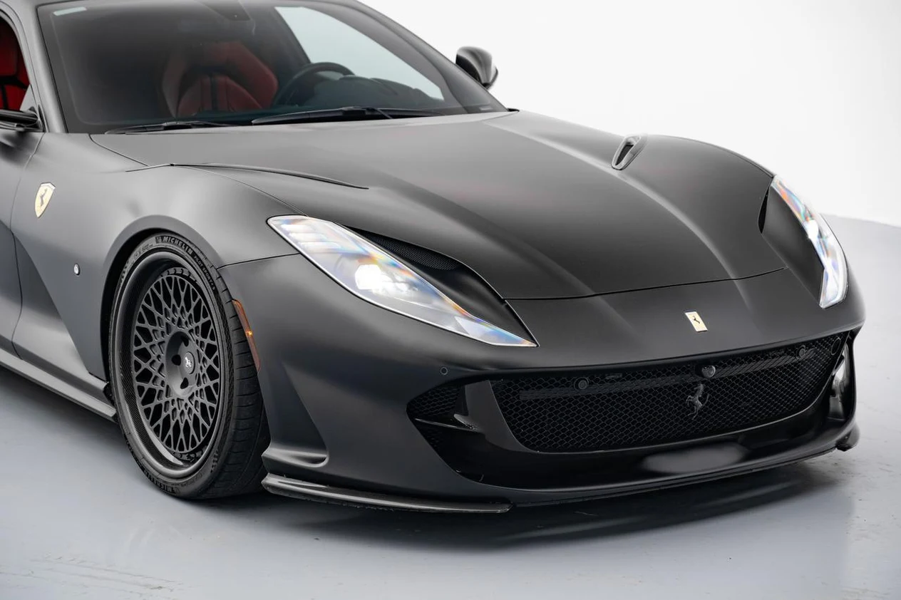 2018 Ferrari 812 Superfast, 5/20