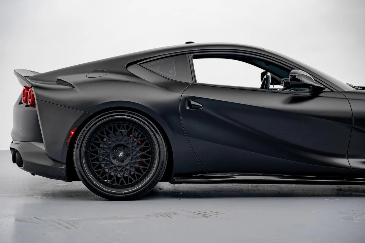 2018 Ferrari 812 Superfast, 18/20