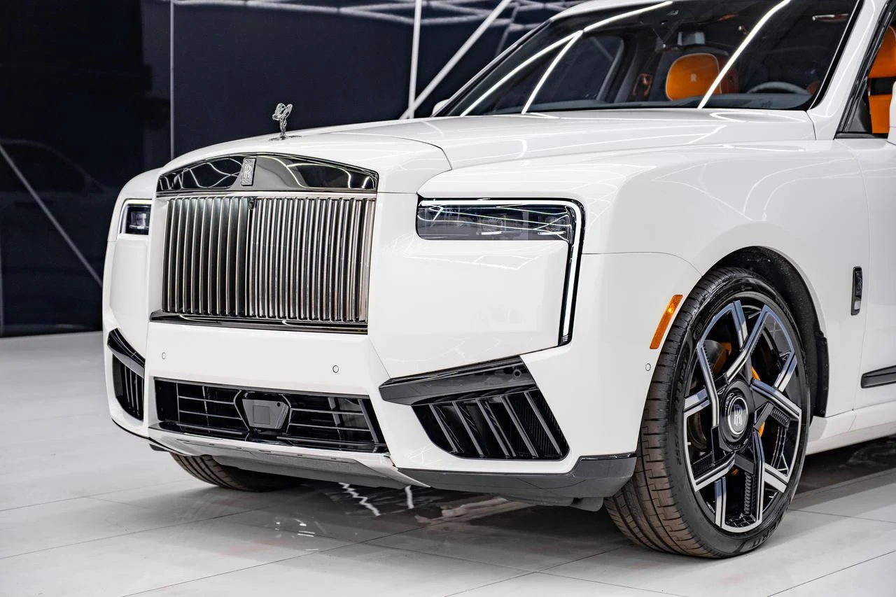 2025 Rolls-Royce Cullinan Series II Black Badge, 4/20