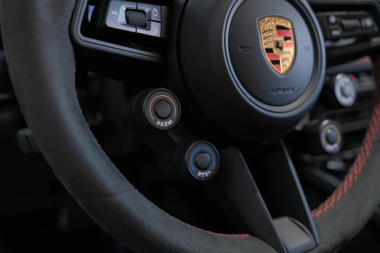 2024 Porsche 911 (992.1) GT3 RS, 17/20