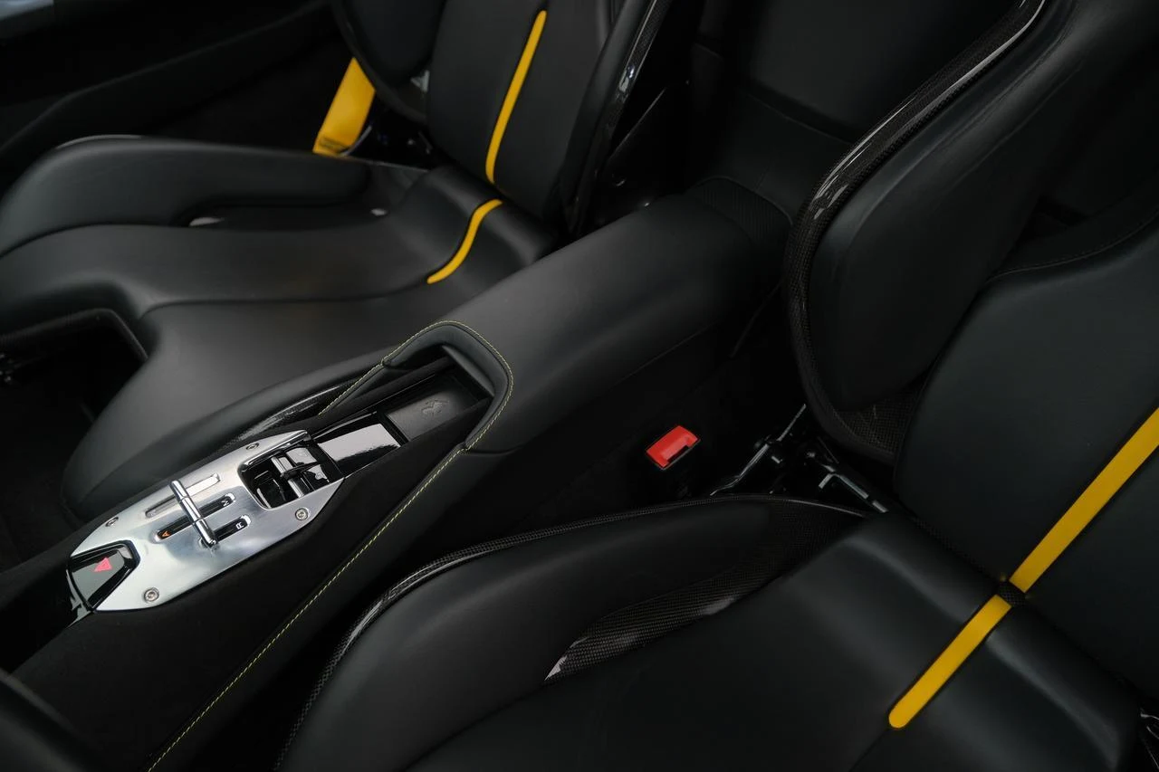 2021 Ferrari SF90 Stradale, 13/20