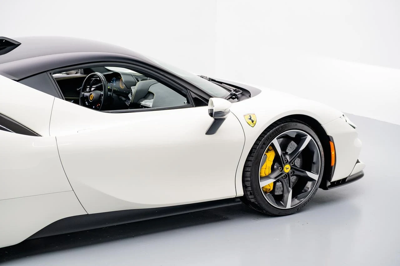 2021 Ferrari SF90 Stradale, 19/20