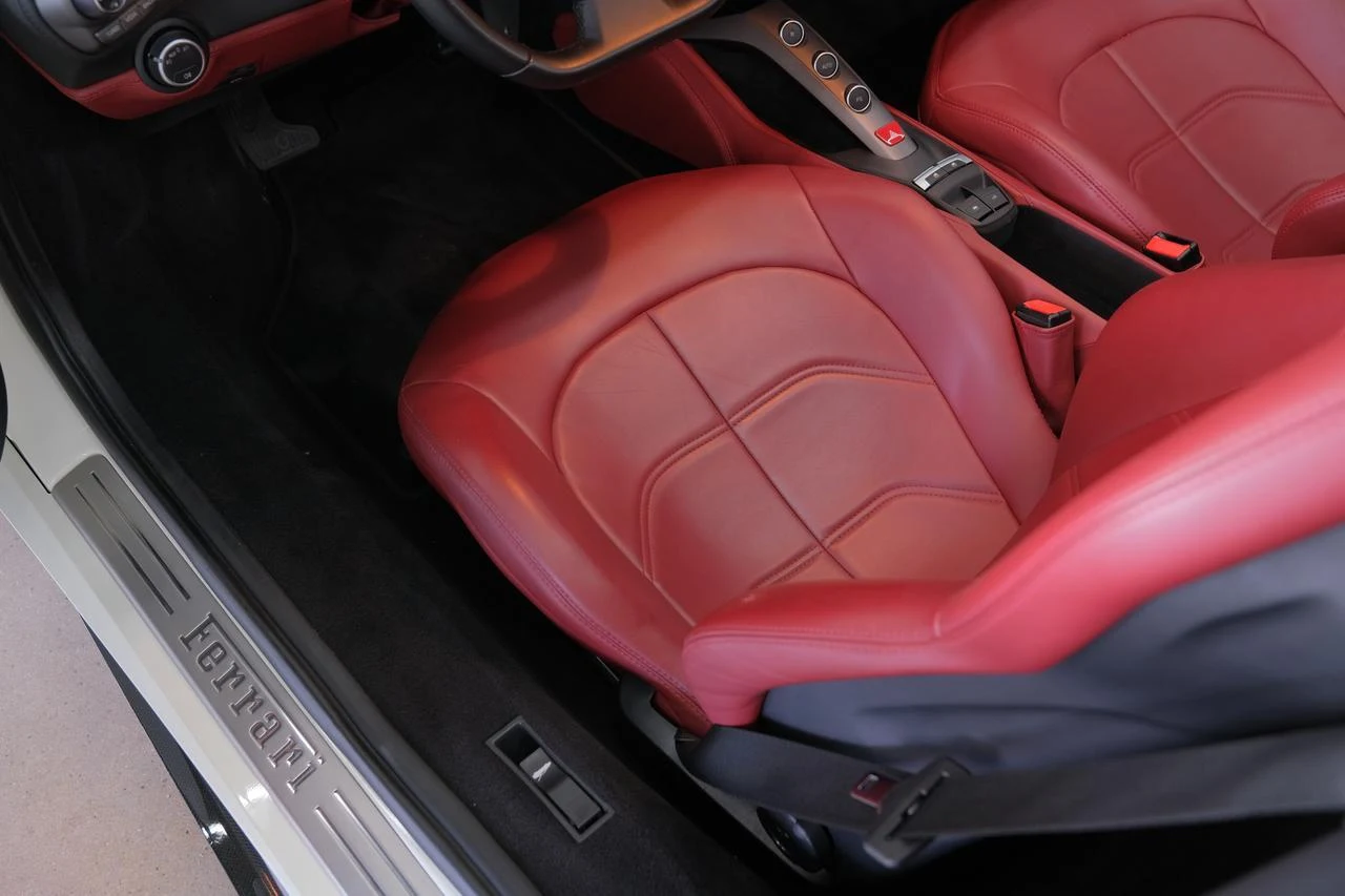2018 Ferrari 488 Spider, 16/20
