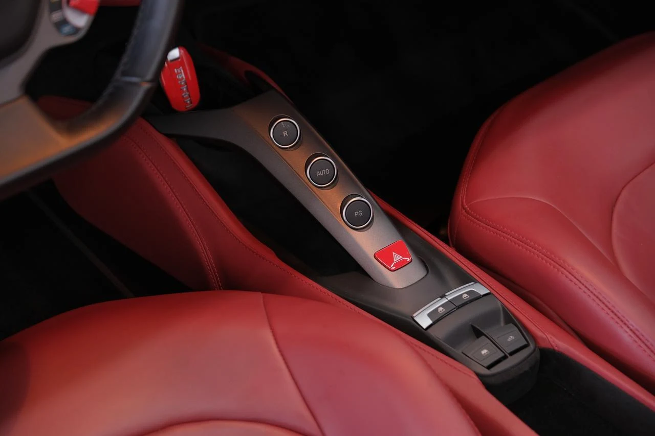 2018 Ferrari 488 Spider, 17/20