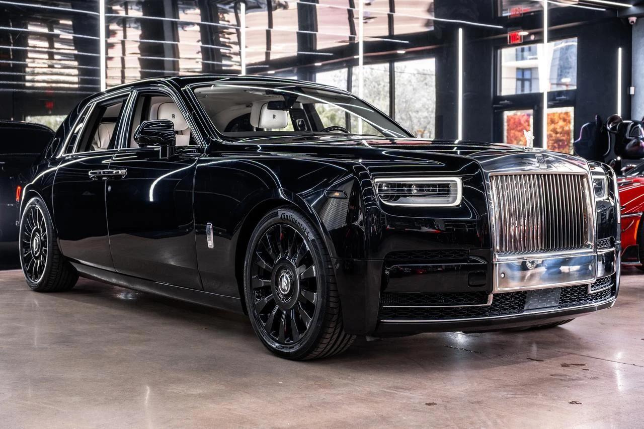 2022 Rolls-Royce Phantom VIII, 2/20