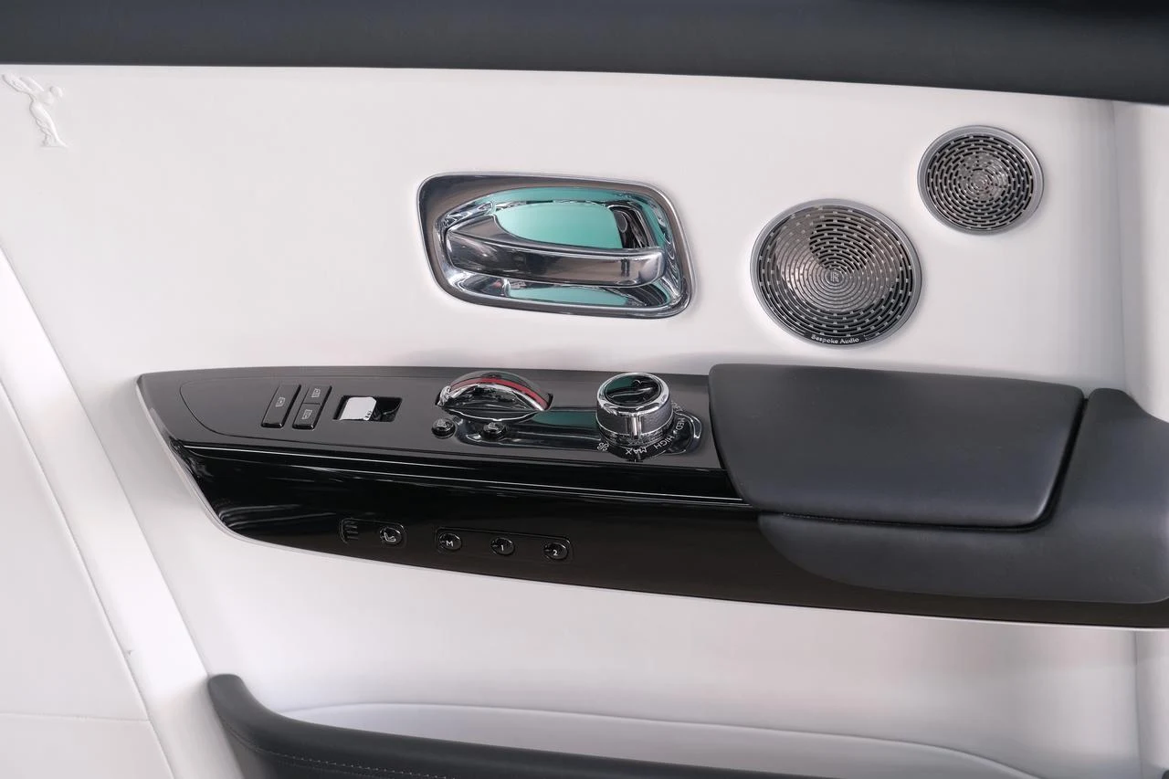 2022 Rolls-Royce Phantom VIII, 16/20