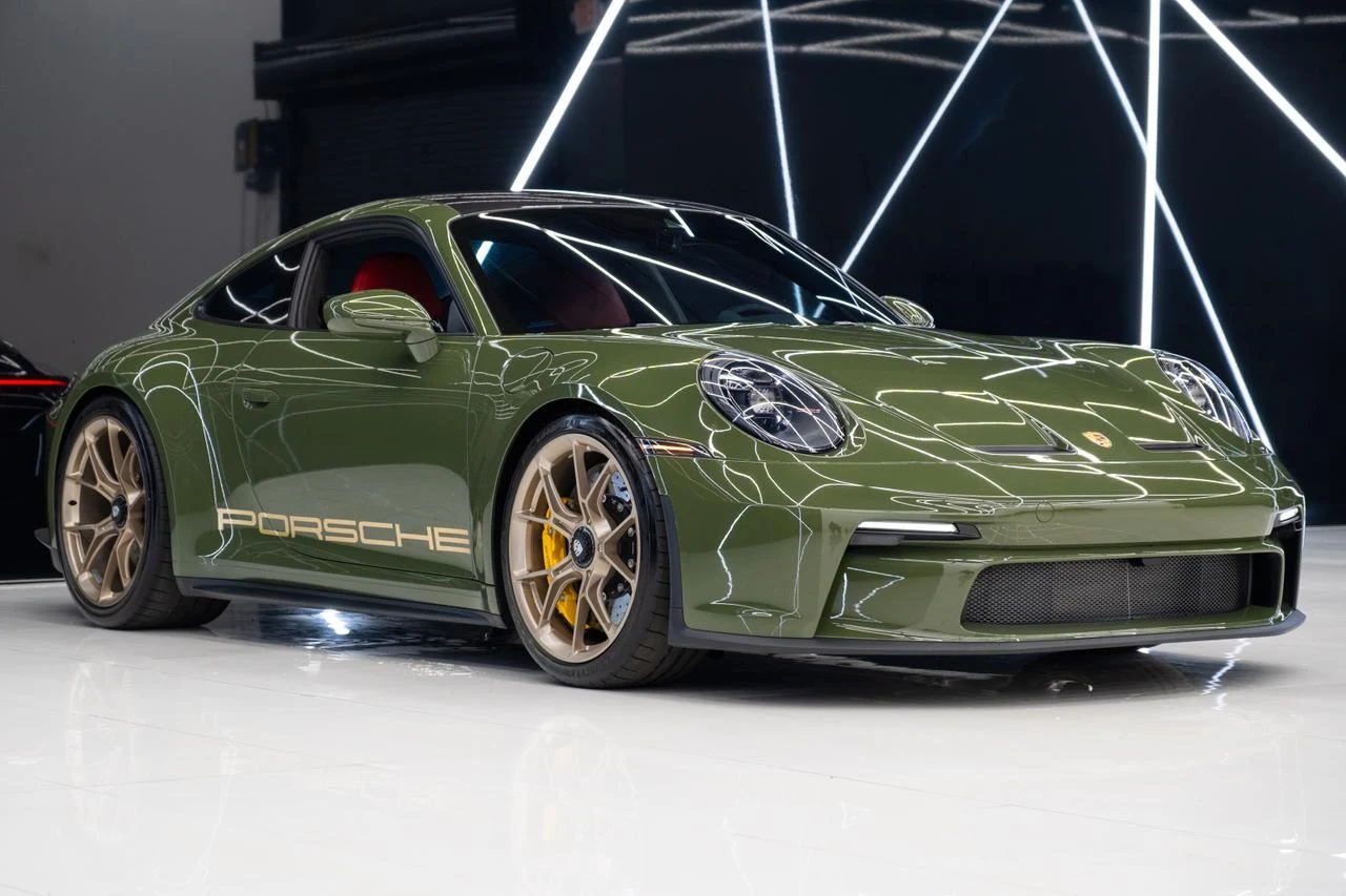 Porsche 911 (992.1) GT3 Touring · green · Limited Spec Automotive