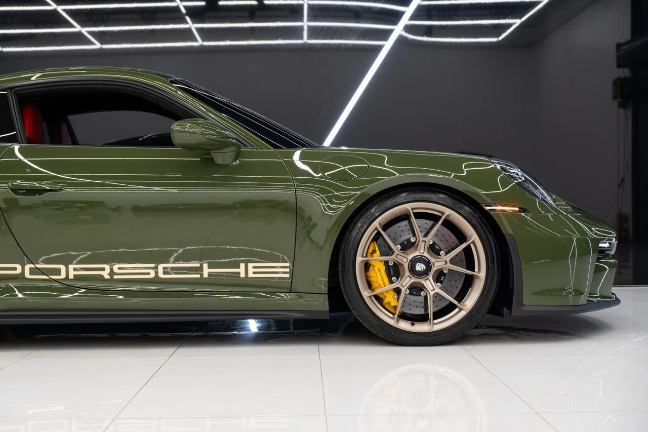 2022 Porsche 911 (992.1) GT3 Touring, 8/20