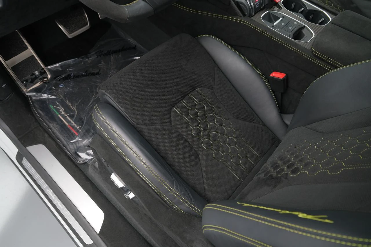2024 Lamborghini Urus Performante, 14/20