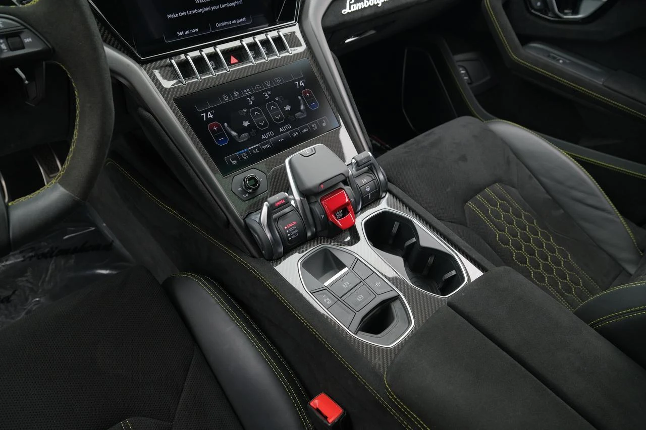 2024 Lamborghini Urus Performante, 15/20