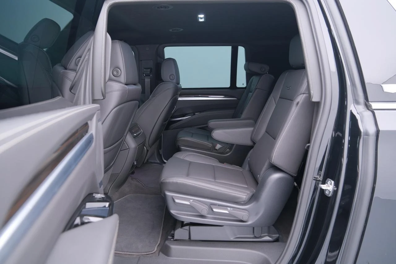 2026 Cadillac Escalade ESV Bulletproof (5th Generation), 9/20