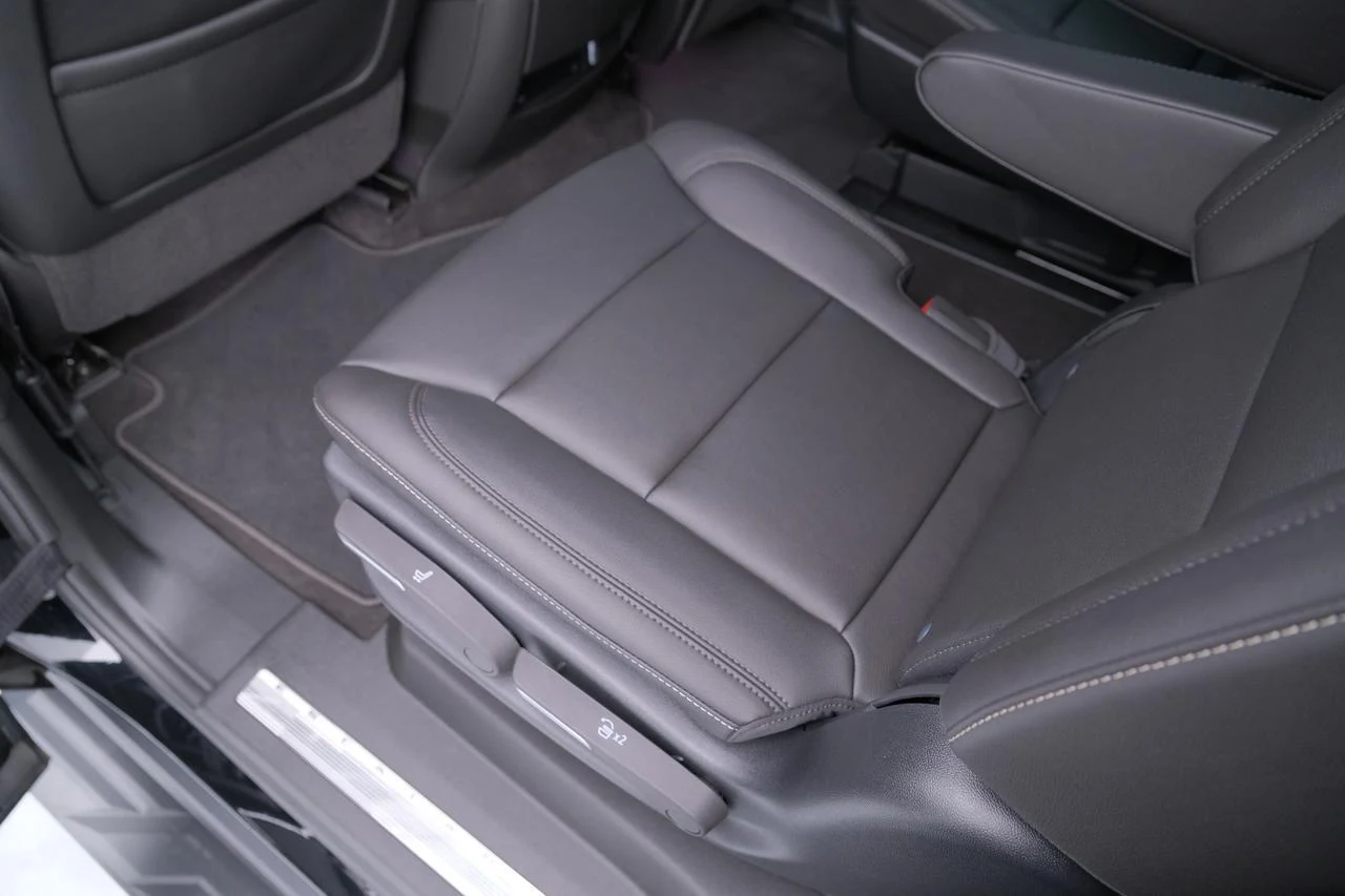 2026 Cadillac Escalade ESV Bulletproof (5th Generation), 10/20