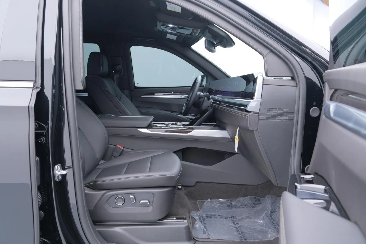 2026 Cadillac Escalade ESV Bulletproof (5th Generation), 15/20