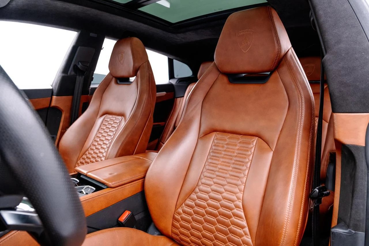 2020 Lamborghini Urus, 7/20