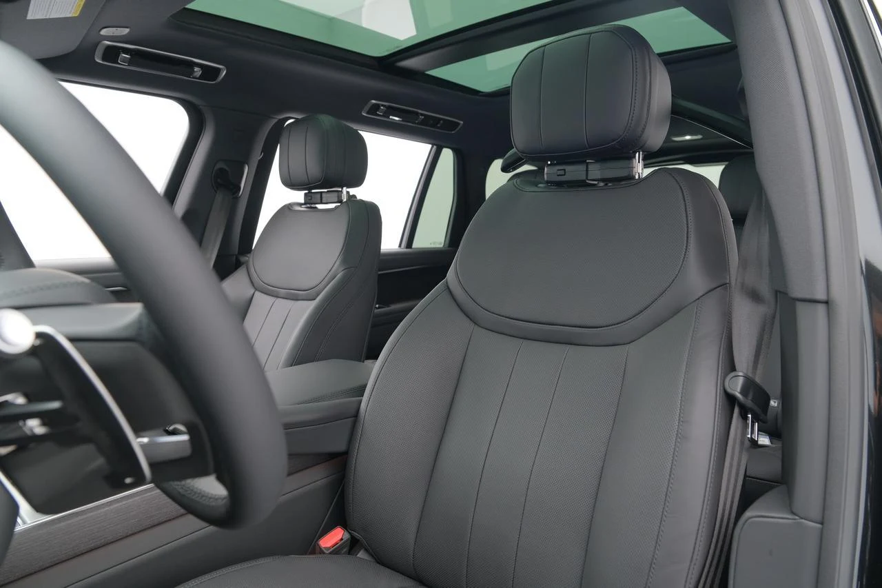 2027 Land Rover Range Rover SE (L460), 10/20