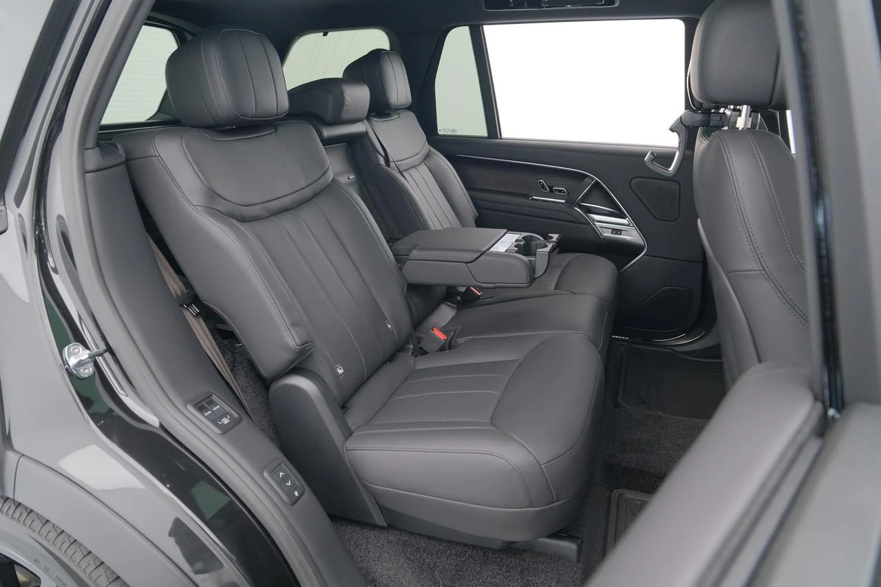 2027 Land Rover Range Rover SE (L460), 20/20