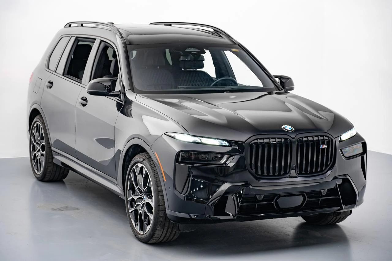 BMW X7 M60i · Black Sapphire Metallic · Limited Spec Automotive