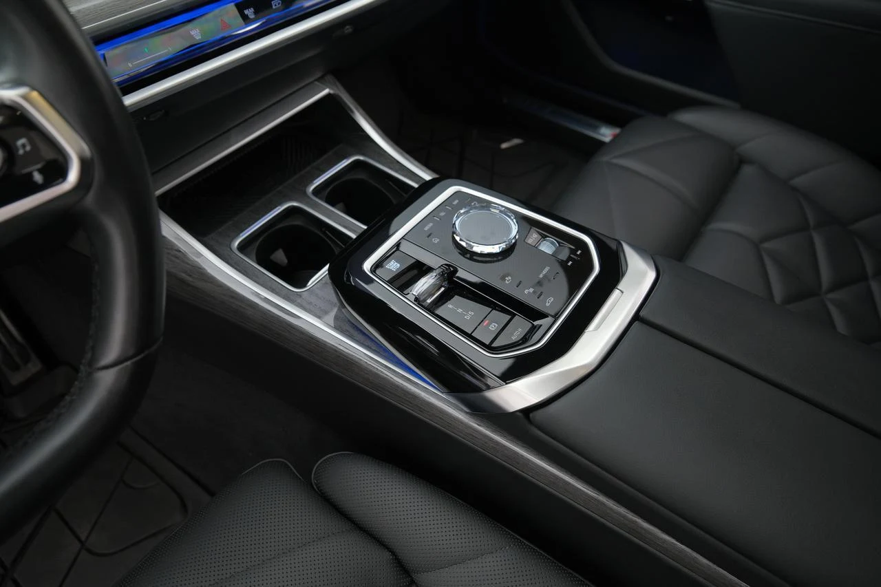 2025 BMW 740i (G70), 16/20
