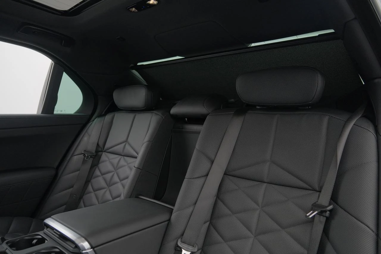 2025 BMW 740i (G70), 18/20