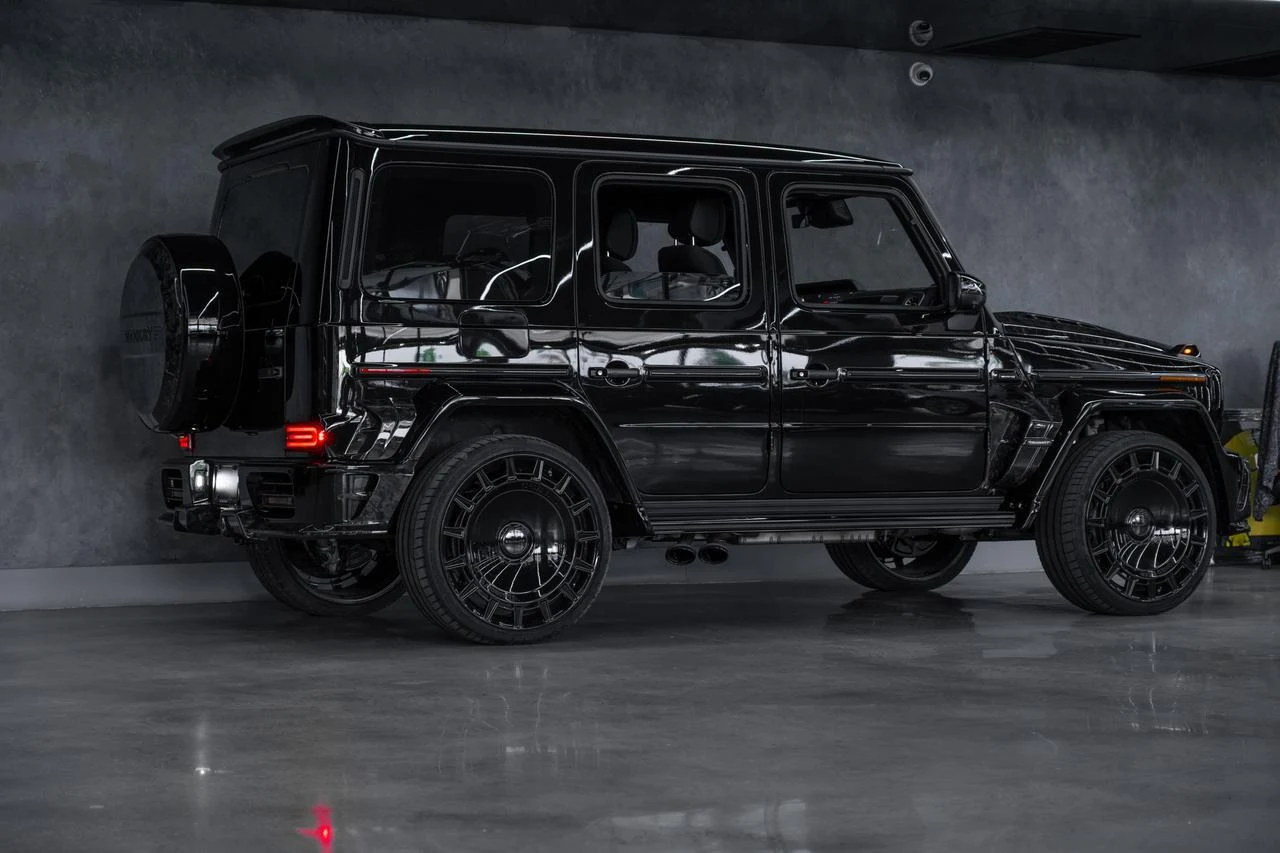 2026 Mansory G-Class (W465) Armored, 19/20