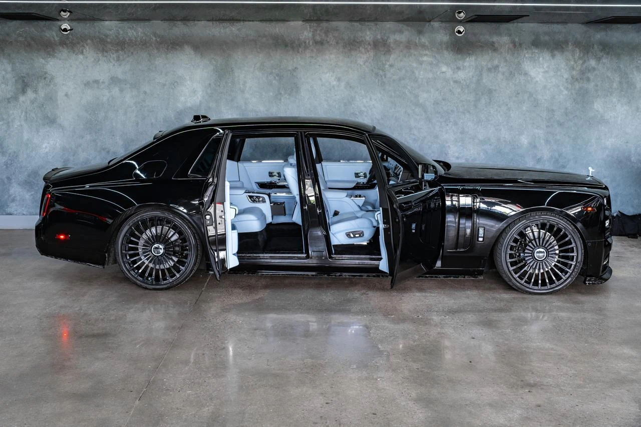 2026 Mansory Phantom VIII, 16/20