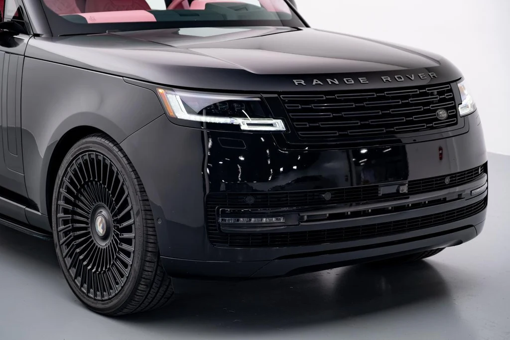 2025 Land Rover Range Rover SE LWB, 4/30