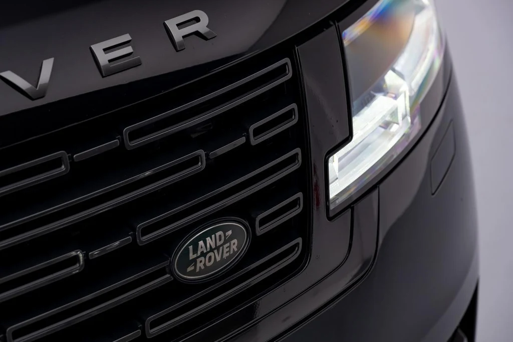 2025 Land Rover Range Rover SE LWB, 5/30