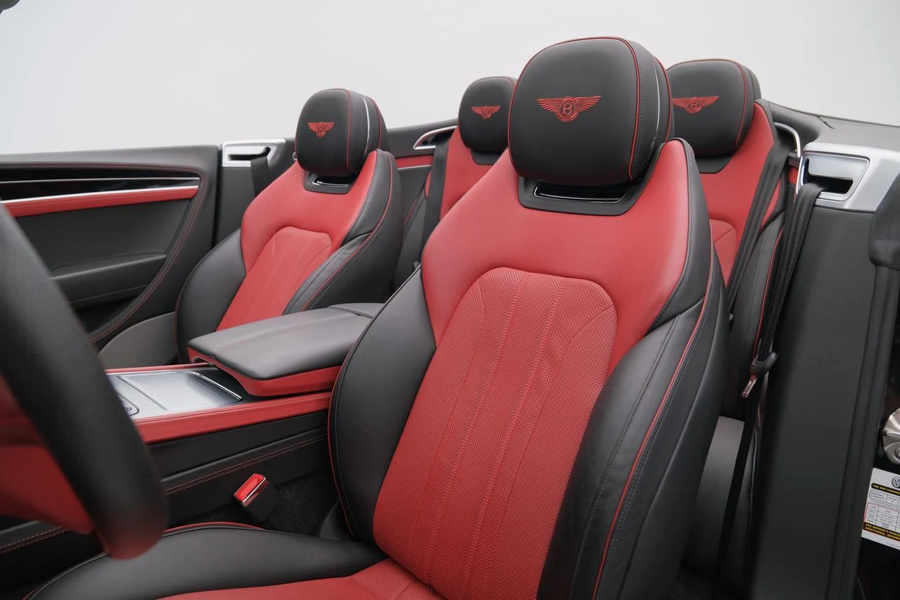 2020 Bentley Continental GT V8 Convertible, 11/30