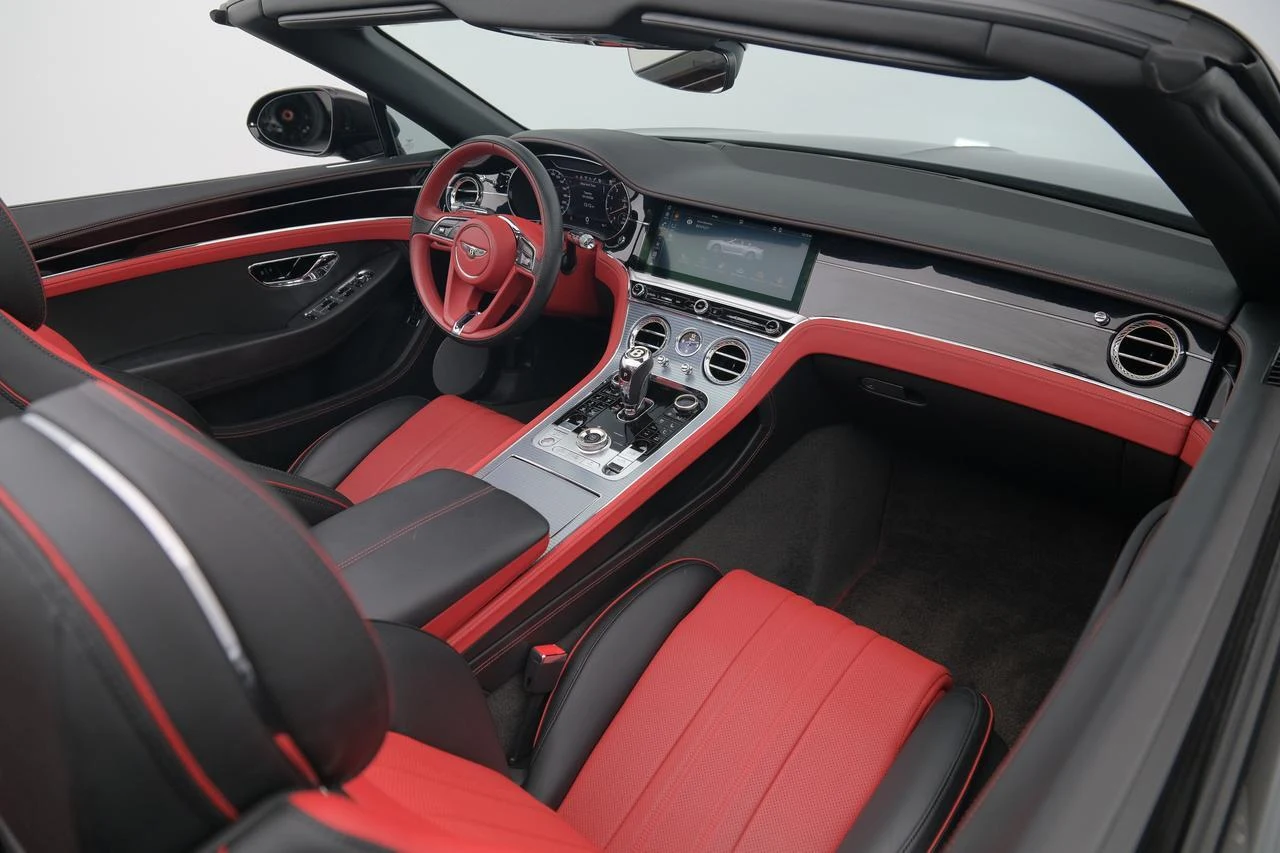 2020 Bentley Continental GT V8 Convertible, 20/30
