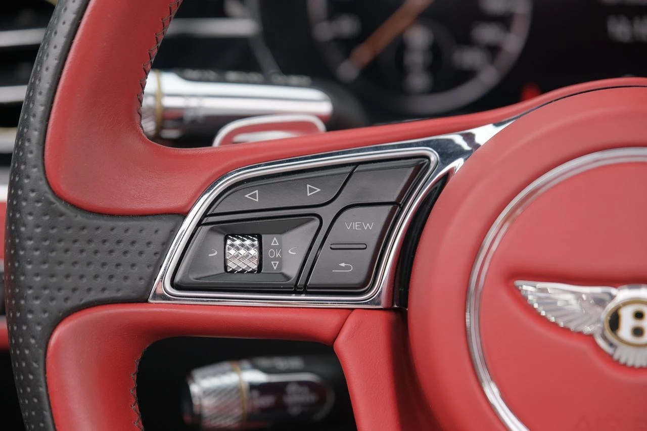 2020 Bentley Continental GT V8 Convertible, 25/30