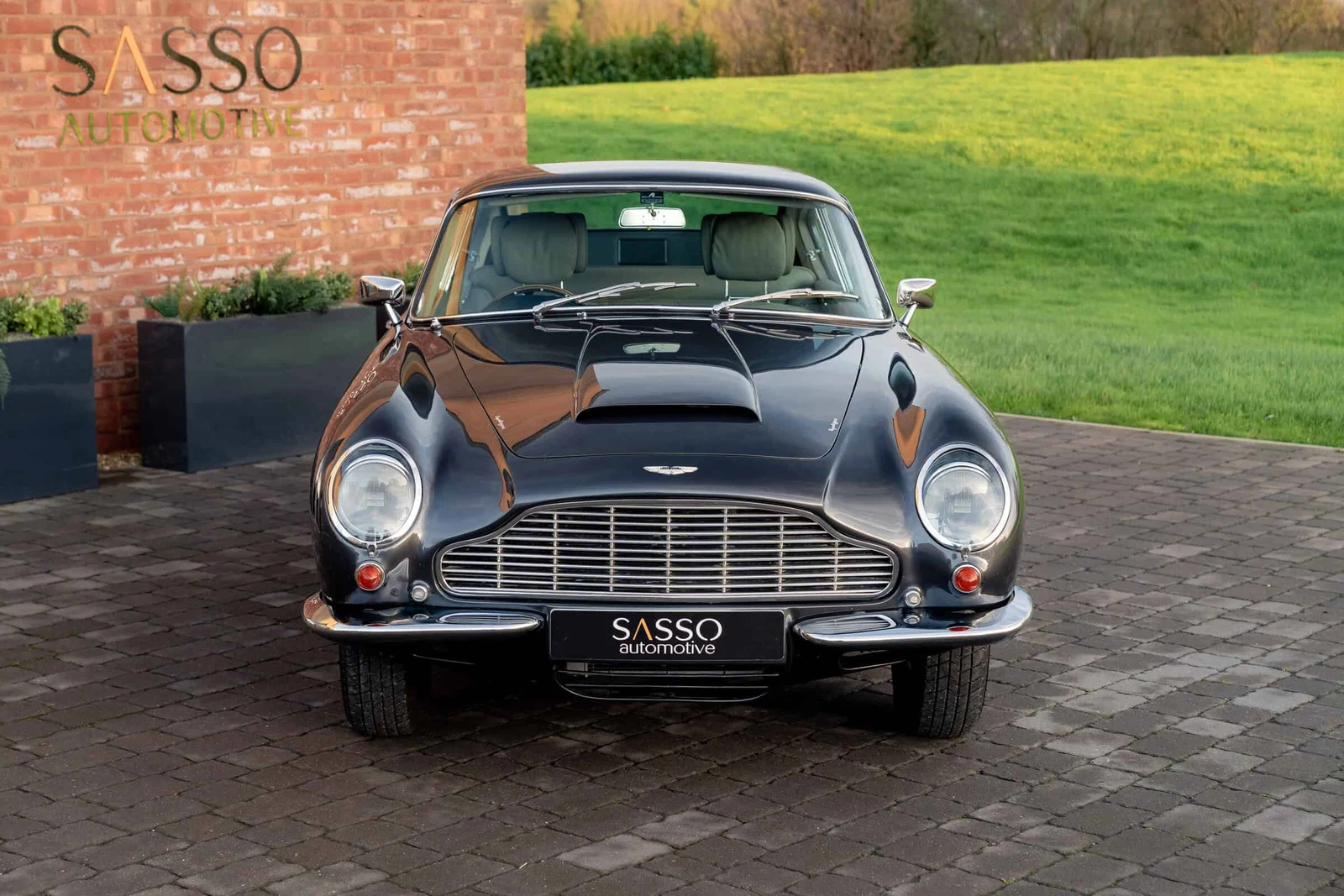 Aston Martin DB6 Mk I, 4/10
