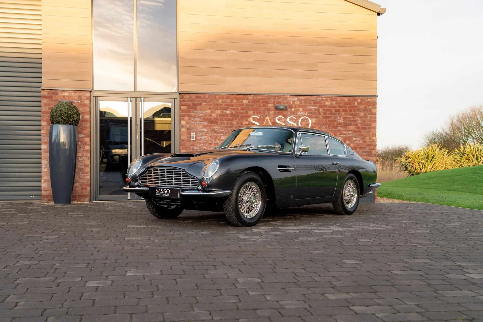 Aston Martin DB6 Mk I, 5/10