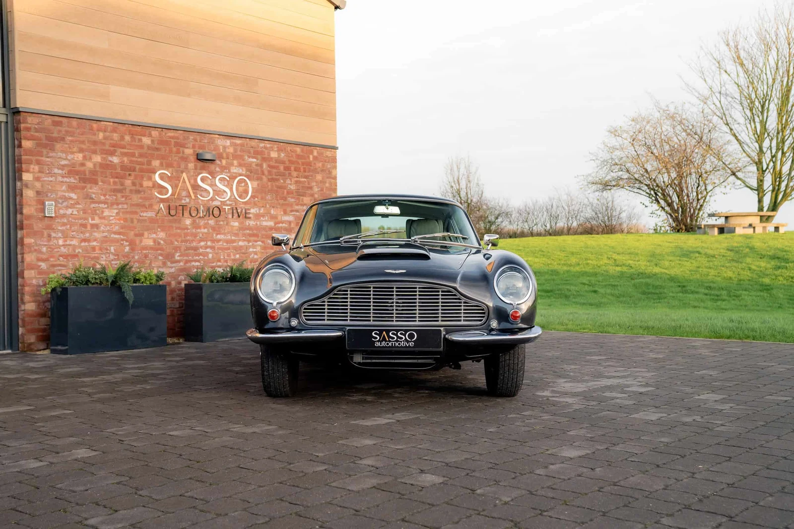 Aston Martin DB6 Mk I, 7/10