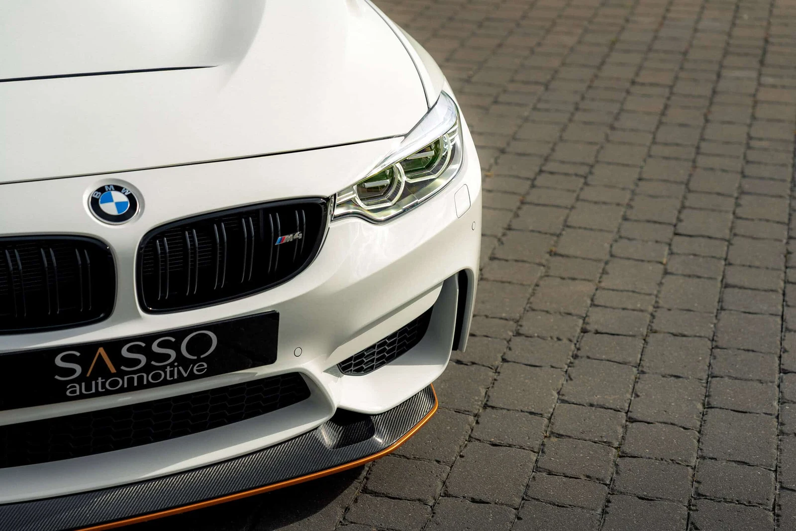 BMW M4 GTS, 7/10