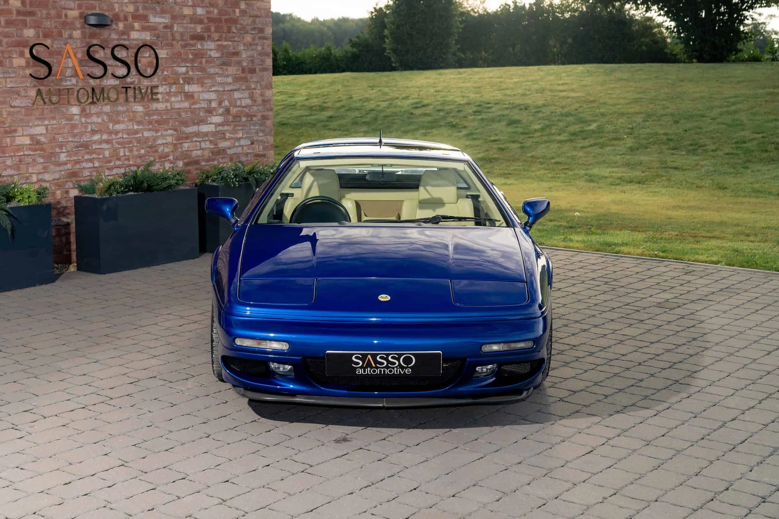 Lotus Esprit V8 Turbo SE, 10/10