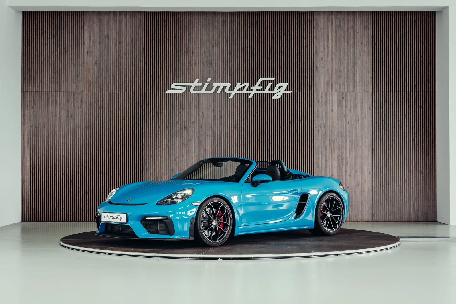 Porsche 718 Boxster Spyder, full-car front three-quarter view.