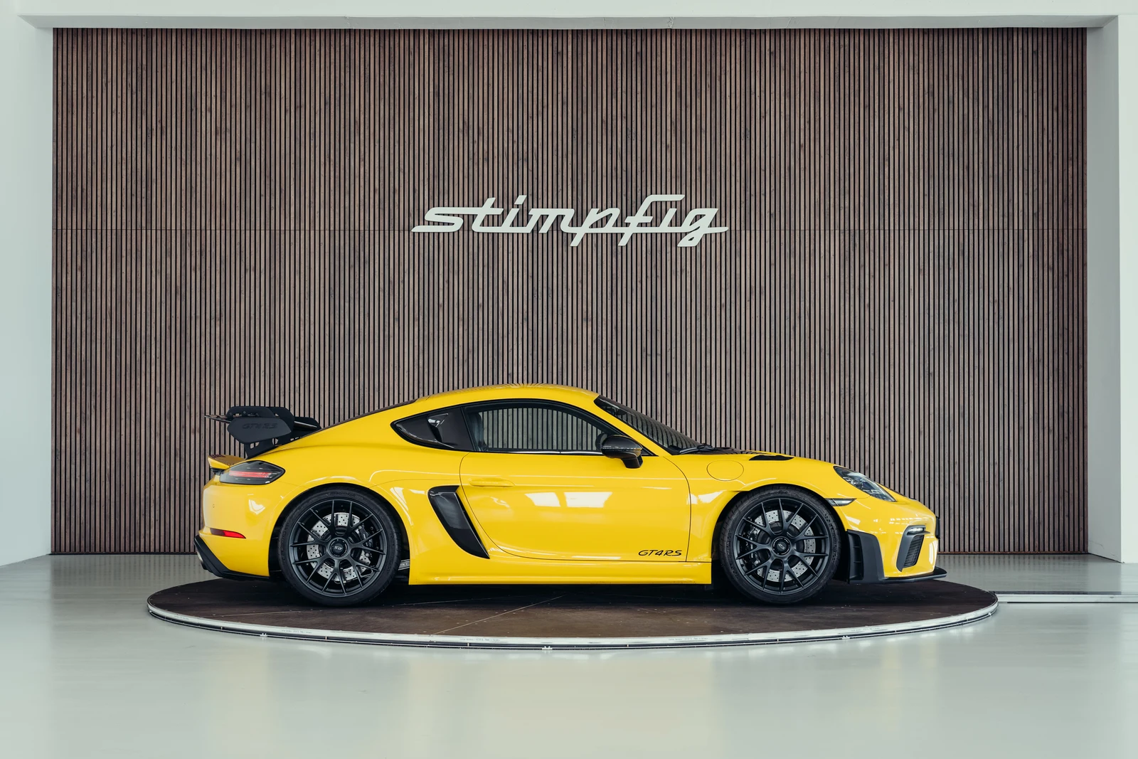 Porsche 718 Cayman GT4 RS, 6/10