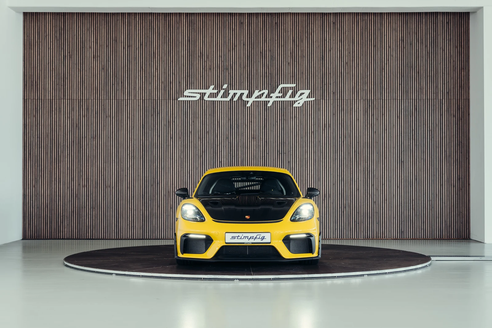 Porsche 718 Cayman GT4 RS, 8/10