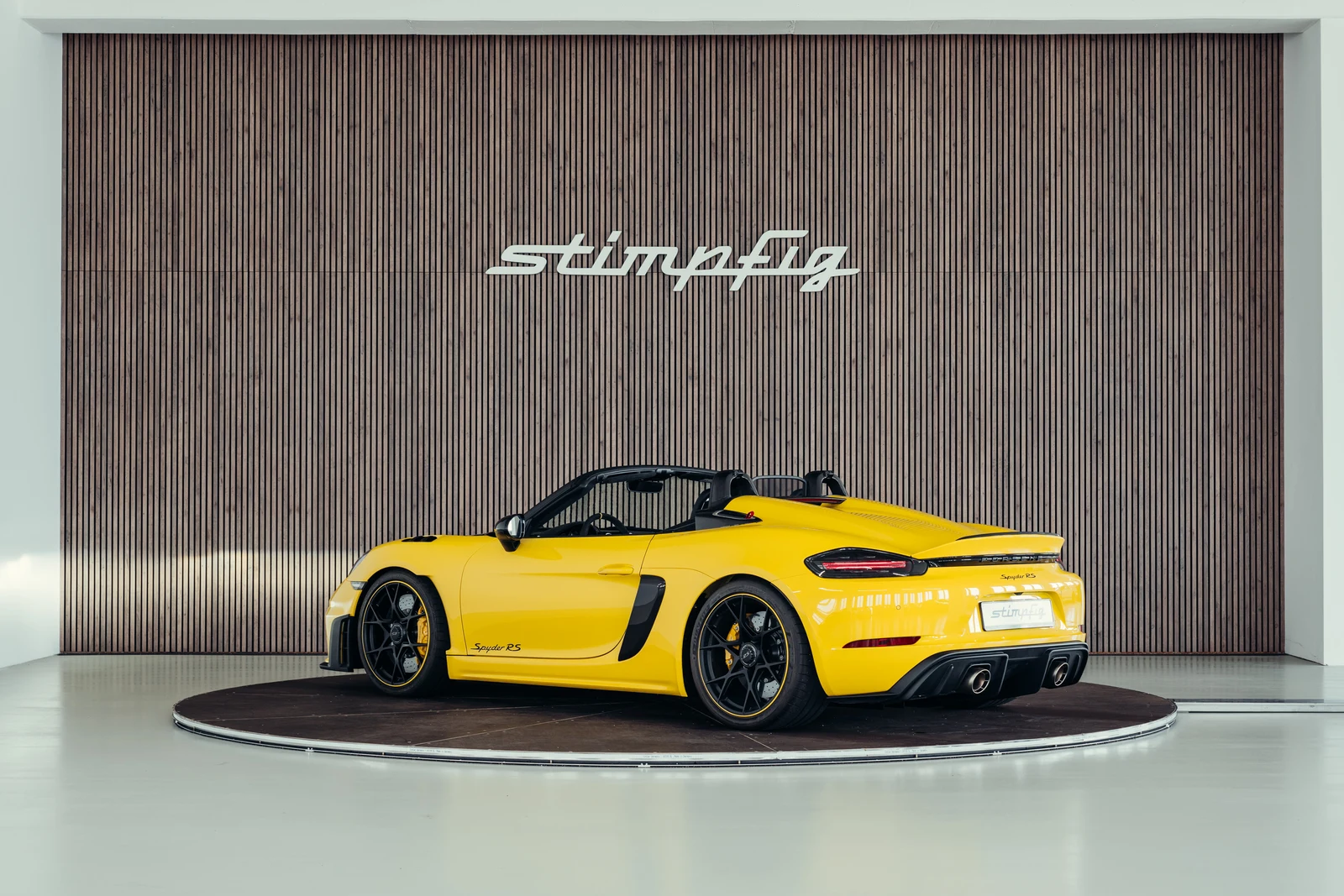 Porsche 718 Spyder RS, 3/10