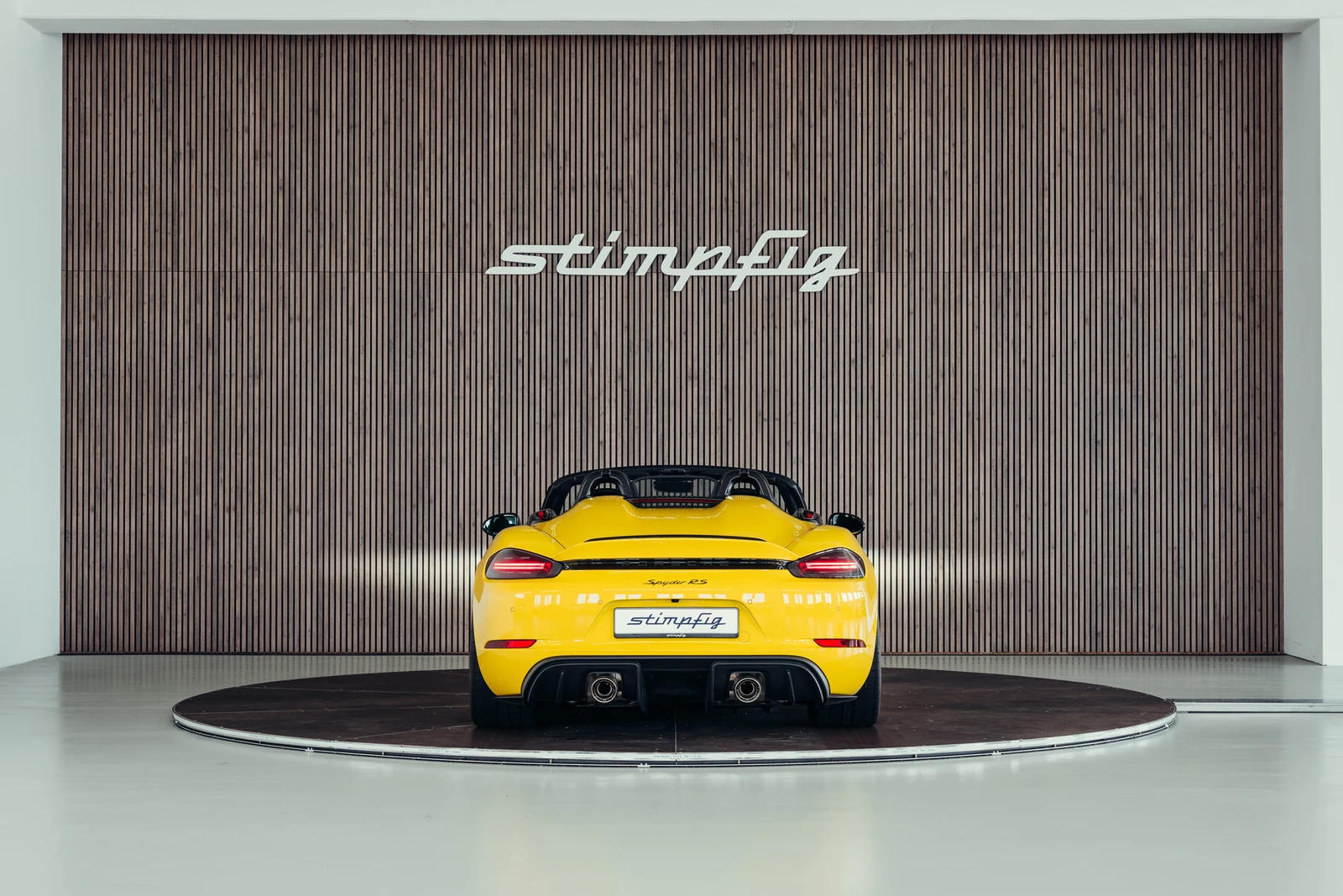 Porsche 718 Spyder RS, 4/10