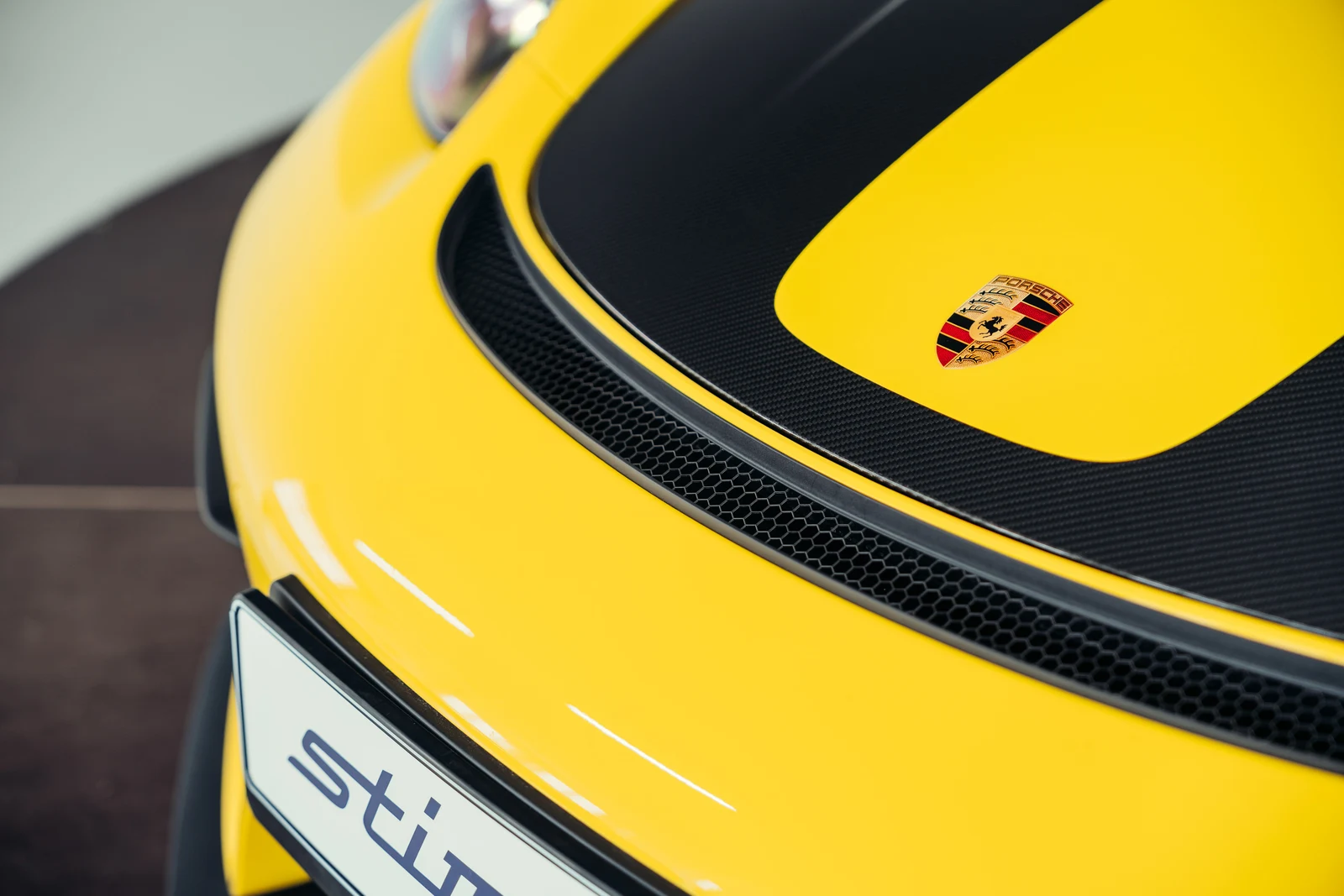 Porsche 718 Spyder RS, 9/10