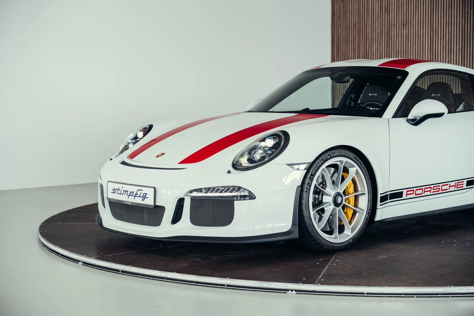 Porsche 911 R, 10/10