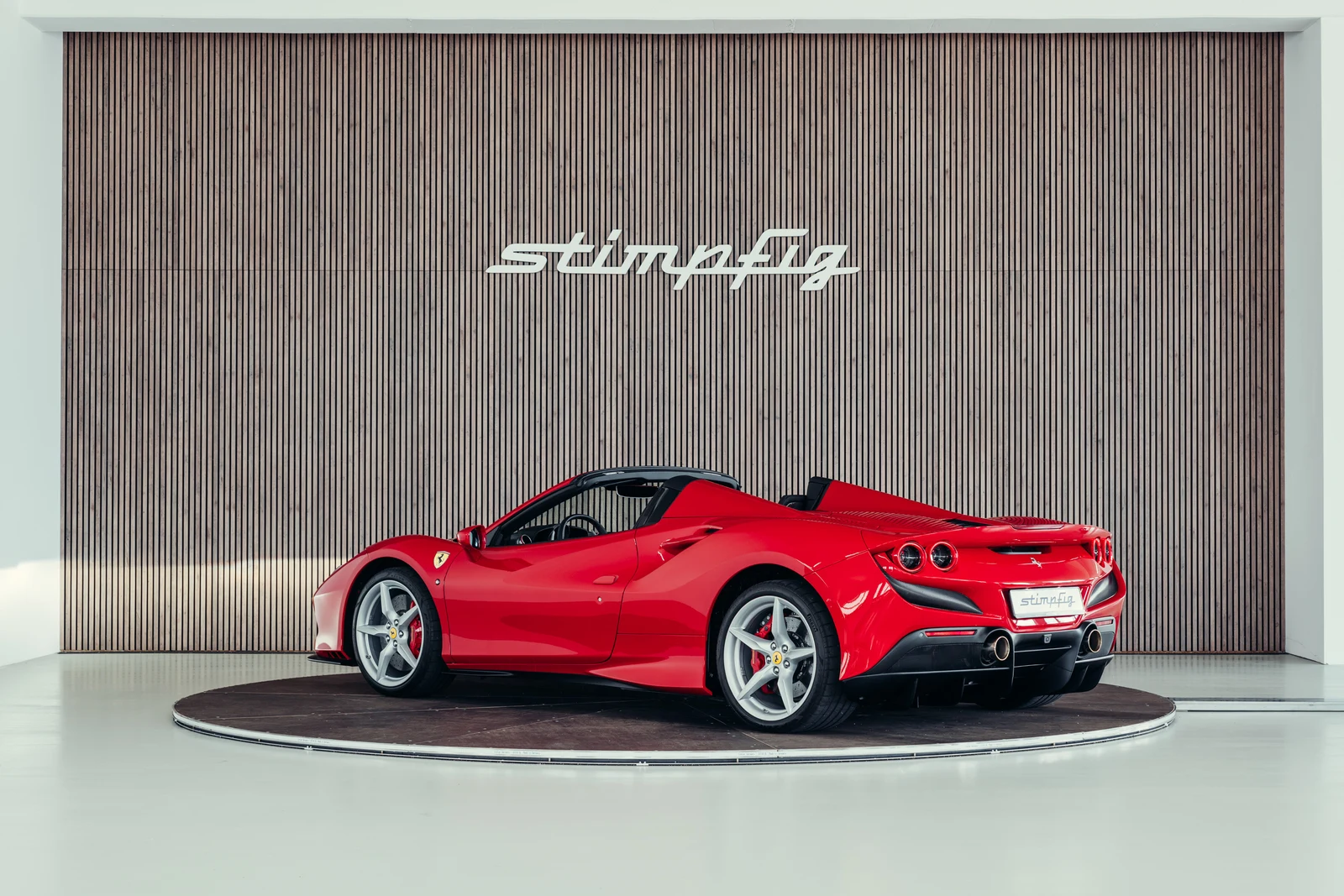 Ferrari F8 Spider, 3/10