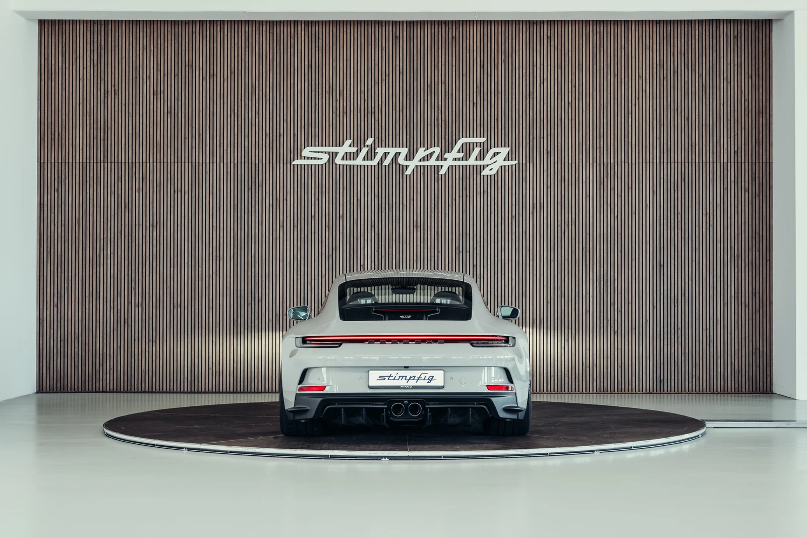 Porsche 911 (992.1) GT3 Touring, 4/10