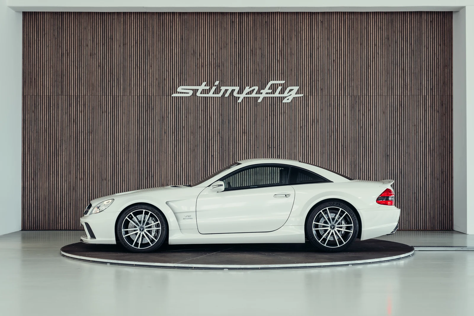 Mercedes-AMG SL 65 Black Series, 2/10