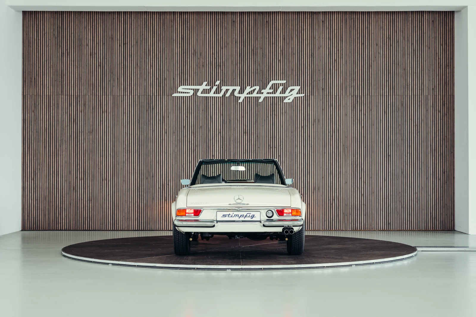 Mercedes-Benz 280 SL Pagode, 4/10